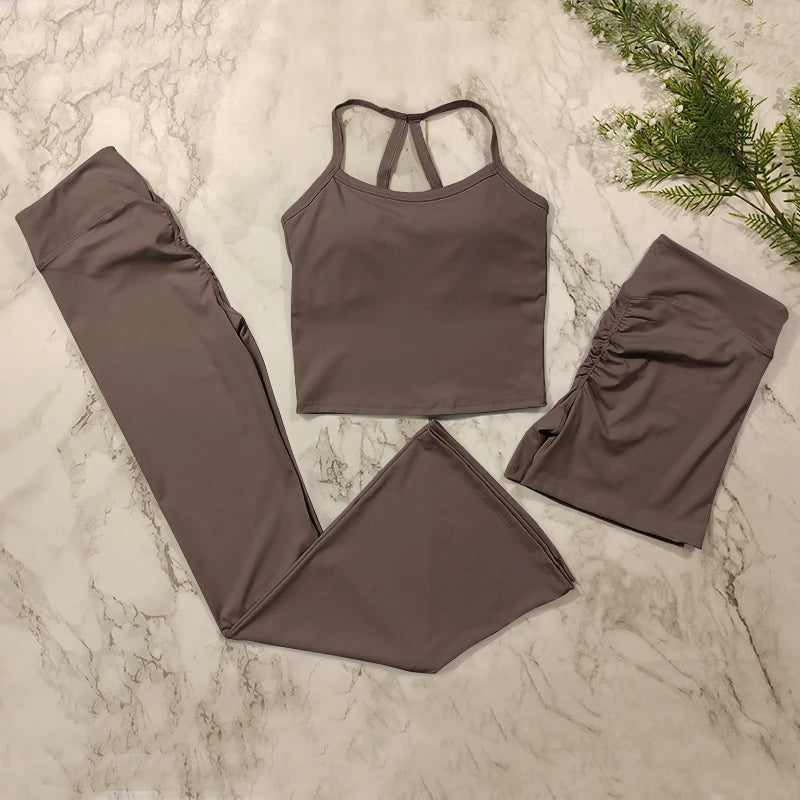 FlexFit 2-Piece Yoga Set – Push-Up Sports Bra & High-Waist Leggings